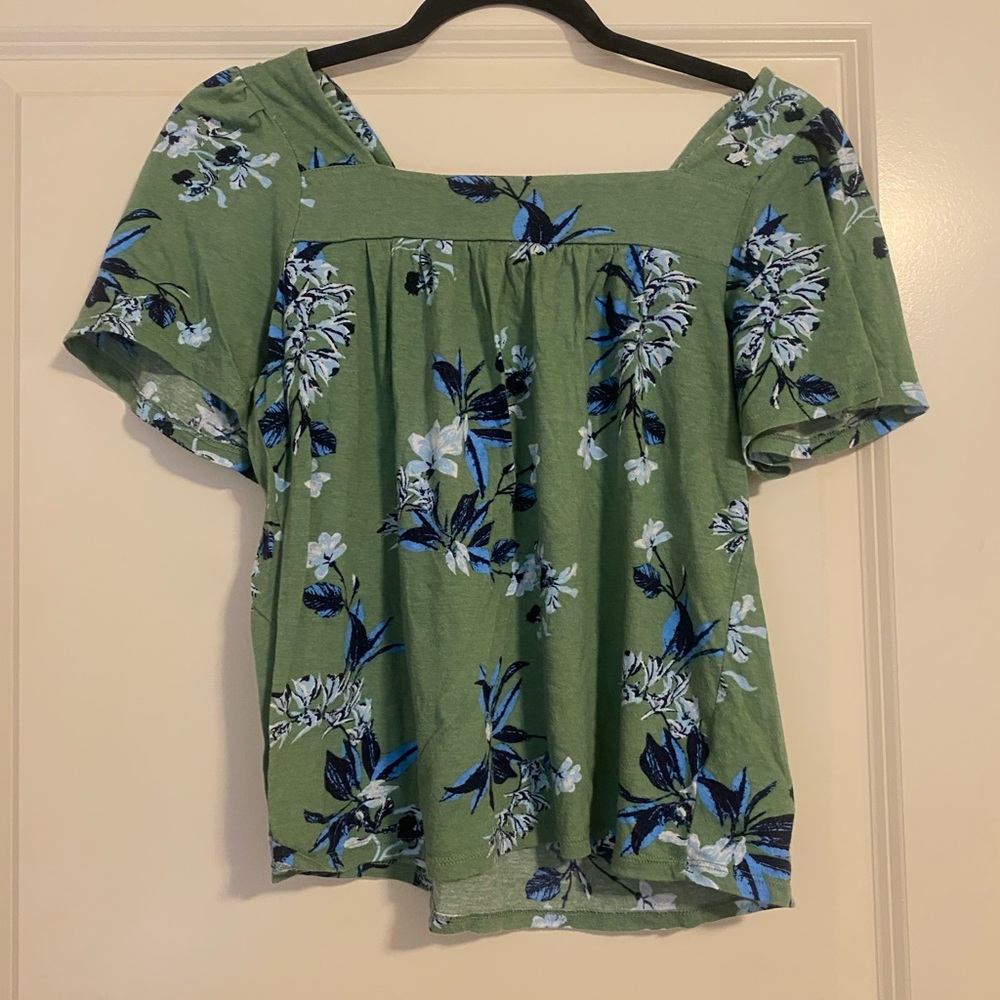Lucky Brand Green Square Neck Short Sleeve Floral Top